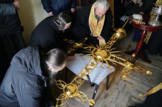 В Киево-Печерской лавре освятили крест для отреставрированной башни святого Иоанна Кущника