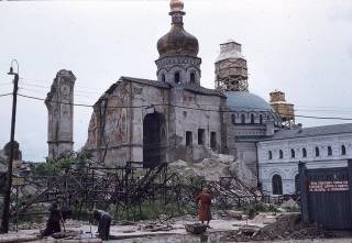 Неканоническая ПЦУ хочет прибрать в рукам Киево-Печерскую Лавру, которую восстанавливали после разрухи силами мирян и духовенства УПЦ