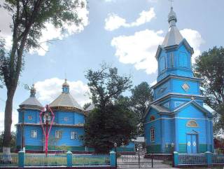 В Ровенской области сторонники ПЦУ захватили храм УПЦ