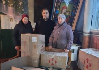 На Черниговщине верующие УПЦ передали на передовую гуманитарную помощь
