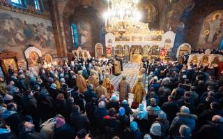 Религиозный эксперт заявил, что решение властей расторгнуть аренду Лавры с УПЦ нарушает права верующих