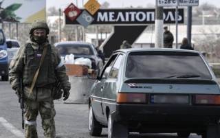 В Мелитополе оккупанты переодеваются в гражданку, пытаясь найти партизан