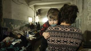 Не менее 400 украинских детей незаконно усыновили в России