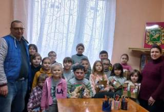 На Сумщине верующие УПЦ собрали гуманитарную помощь жителям пострадавших сел Харьковщины