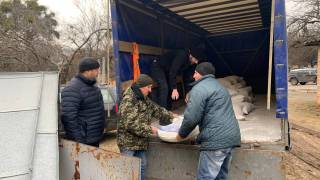Полтавская епархия УПЦ передала гуманитарную помощь защитникам Украины