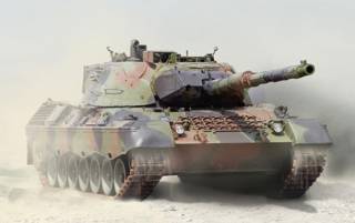 Германия поставит в Украину еще одну партию танков Leopard