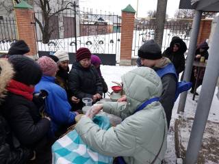 В Полтаве УПЦ организовала обеды для нуждающихся