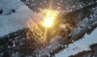 Появилось видео, как украинские военные уничтожили российский «Солнцепек»
