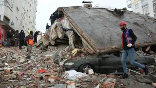 Число жертв землетрясения в Турции превысило 41 тысячу