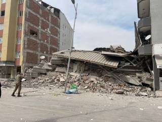 В Турции произошло очередное мощное землетрясение
