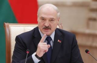 Лукашенко устроил взбучку своим силовикам