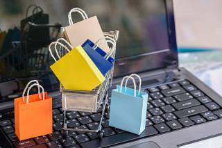В чем удобство покупки специфических товаров онлайн?