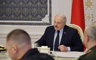 Лукашенко рассказал фантастическую историю о том, как взрывали самолет А-50 в Мачулищах