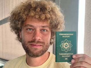Туркменистан пополнился еще одним гражданином, это - известный блогер Илья Варламов
