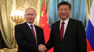 Си Цзиньпин едет в Москву: о чем он будет говорить с Путиным?