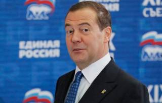 Медведев заявил, что Украина – это Россия