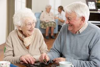 Частный дом престарелых: в чем преимущества?