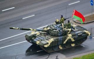 Беларусь отправила бронетехнику к литовской границе