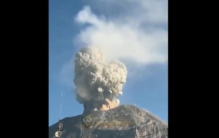 Один из самых активных вулканов мира проснулся в Мексике