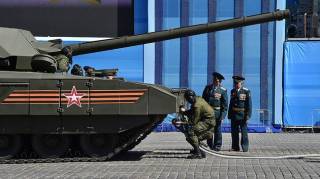РосСМИ утверждают, что оккупанты начали применять танки «Армата»