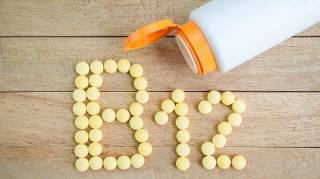 Витамин B12 в таблетках: польза и вред