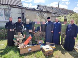 Священники Волынской епархии УПЦ посетили с гуманитарной миссией военнослужащих ВСУ на Востоке