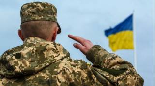 Военное положение и мобилизацию в Украине продлили еще на 90 дней