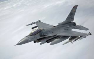 В Минобороны назвали желаемое количество самолетов F-16