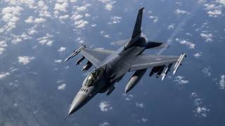 Украина хочет получить четыре эскадрильи истребителей F-16