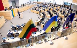 Латвия призывает как можно быстрее пригласить Украину в НАТО