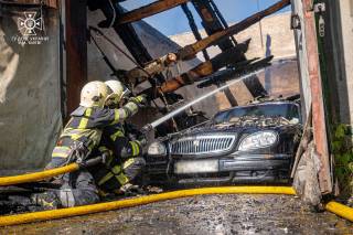 В Киеве произошел масштабный пожар – горели гаражи