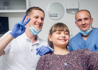 Стоматология на Оболони подарит здоровую улыбку вашим зубам