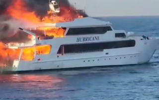 В Египте загорелась яхта с туристами. Погибли три человека