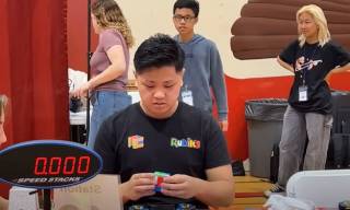 Американец собрал кубик Рубика за 3,13 секунды