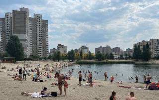 Киевские пляжи 2023: на каких нельзя купаться категорически?