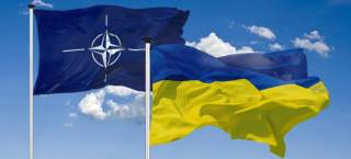 Франция внезапно решила поддержать членство Украины в НАТО