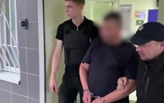 Под Киевом массажист изнасиловал подростка
