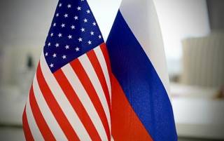 СМИ пишут о тайных переговорах США и России по войне в Украине. Госдеп все опровергает