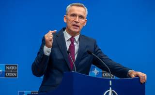 Столтенберг назвал два условия для вступления Украины в НАТО