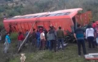 В Перу автобус упал в пропасть – погибло много людей