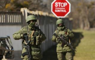 В Крыму снова гремят взрывы