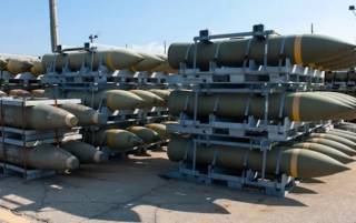 США могут дать Киеву кассетные снаряды с большей дальностью поражения, — СМИ