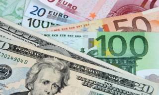 НБУ разрешил покупать безналичную валюту до 200 тысяч грн