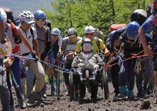 Престарелый японский альпинист совершил кое-что невероятное