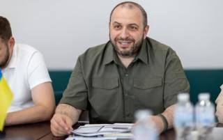 Рустем Умеров назначен новым министром обороны Украины