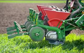 Продажа сельскохозяйственной техники: как выбрать и приобрести оборудование