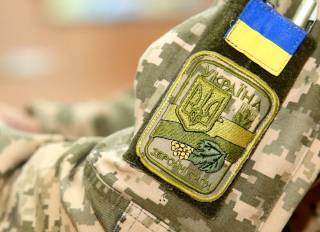 За оскорбление военных в Украине хотят сурово наказывать
