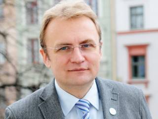 Львовский депутат Ризнык обвинил Садового в цинизме и откровенной лжи относительно выделения средств на ВСУ, - СМИ