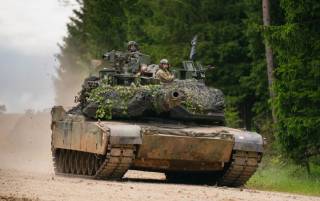 Стало известно, сколько танков Abrams США уже поставили в Украину