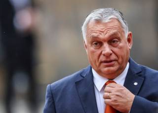 Орбан призвал не спешить принимать Украину в ЕС